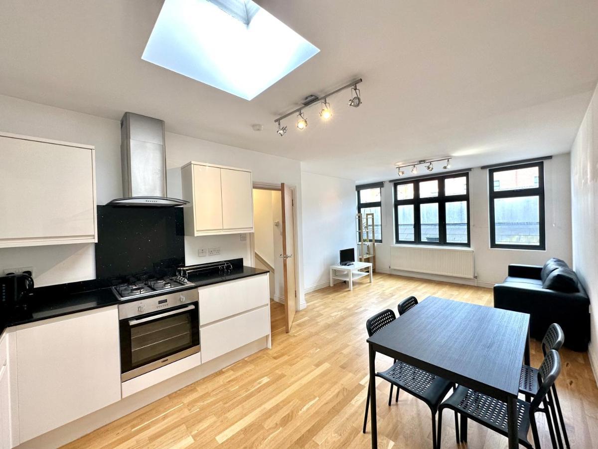 137 Guest House Camden Town Лондон Екстер'єр фото
