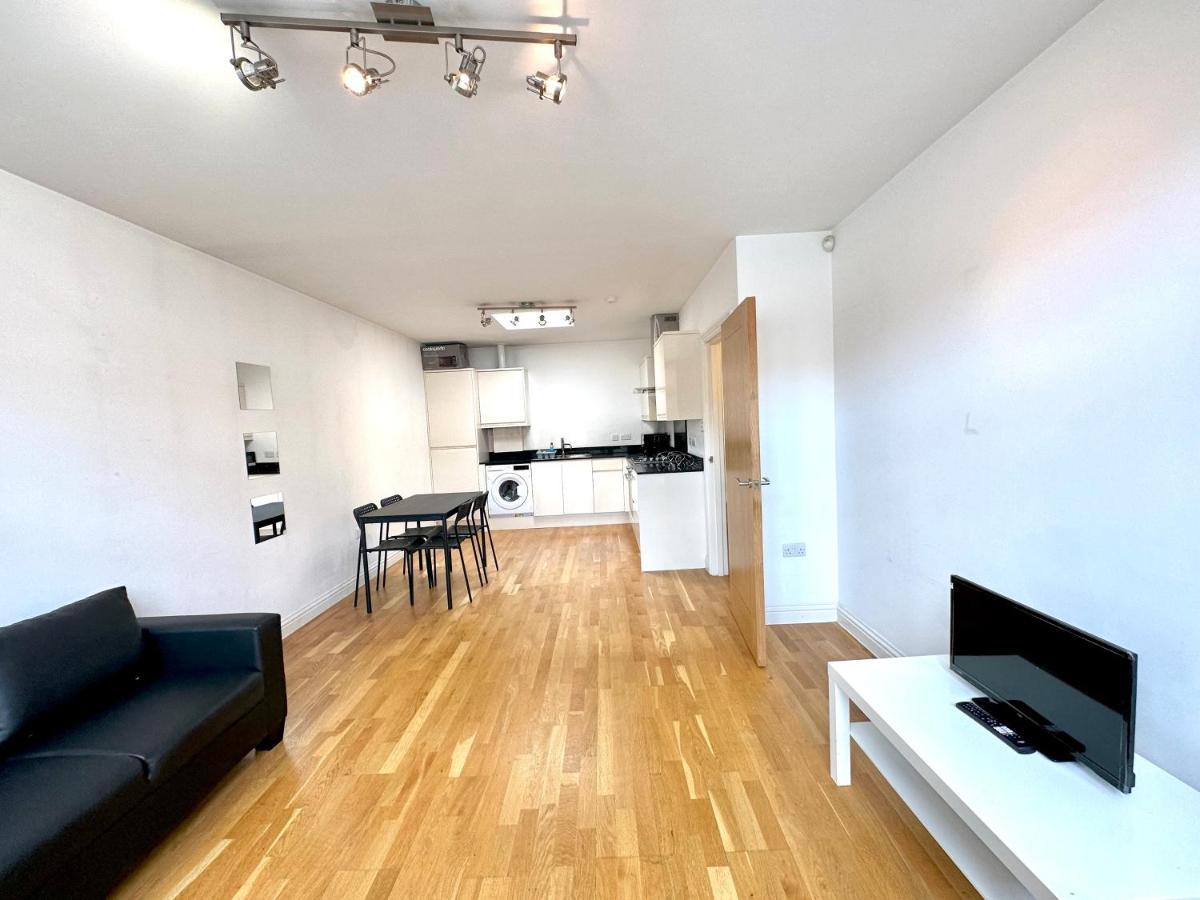 137 Guest House Camden Town Лондон Екстер'єр фото